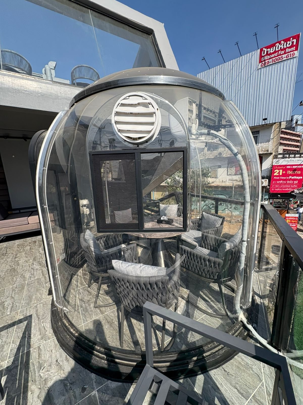 Elegant Indoor Dining